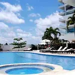 Luxury Ocean View- La Playa Cartagena